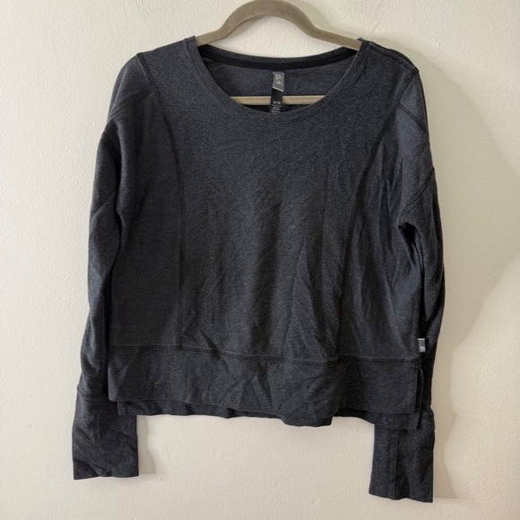 Mountain Hardwear Tops - Mountain Hardwear Womens Gray Marl Long Sleeve Active Top Thumbholes Size M